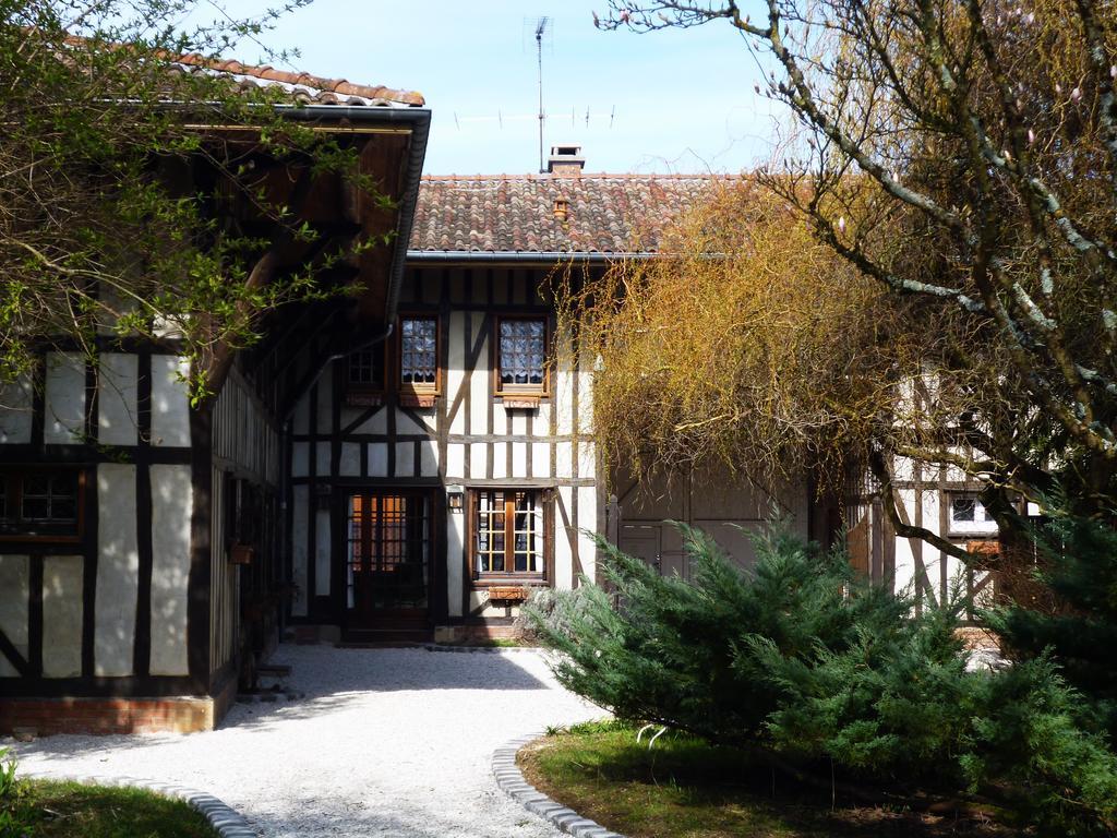 Le Gite De Laurence Villa Sainte-Liviere Exteriör bild